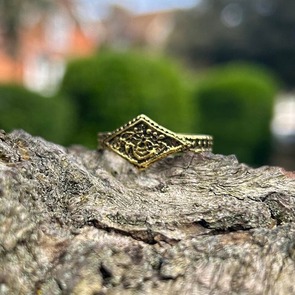 Dark Souls Ring of Favor and Protection | Video Game Cosplay | Gold Medieval Ring | Antique Mens Ring | Souls Series | Dark Antique Ring