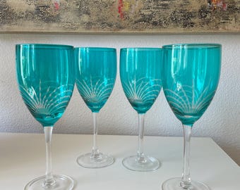 Vintage Pier 1 Türkis Weingläser 4er Set | Große Blaugrüne Weingläser | Pavo Crystal Aqua Teal Schliff zu klarem Weinglas
