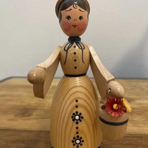 Original Erzgebirge Handmade Wooden Woman with Flower Figurine | German Wood Figure | Lady with Flower Folk Art Figure | Seiffen Germany
