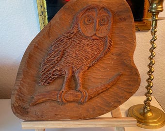 手作りの木製フクロウのウォールアート：素朴なホームデコレーション 
