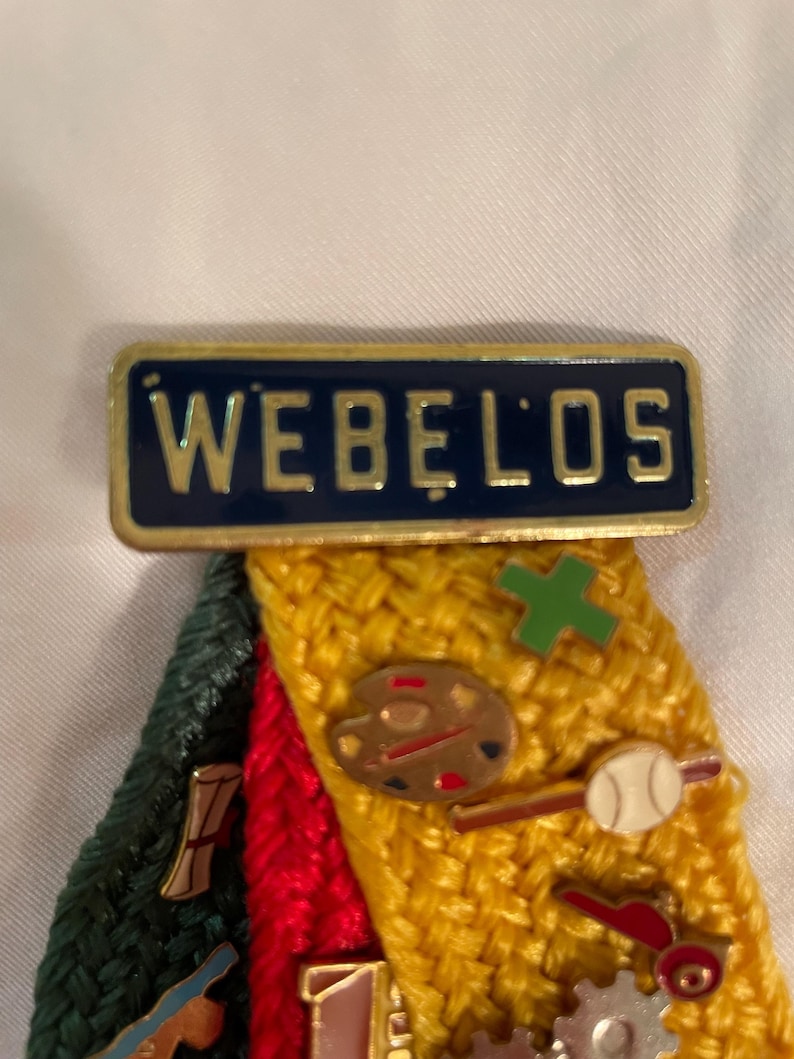 Vintage Webelos Boy Scouts Badge Ribbon Pin Bar With Activity Badges ...