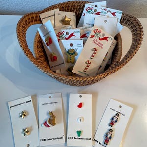 Botões de Natal Vintage Pintados à Mão Lotes Mistos 26 Cartões Feriado | Botões de Roupas de Natal | Presente para Artesão