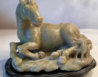 馬の彫刻 石材製 中国彫刻の緑色の石の馬の彫刻像 - Etsy 日本