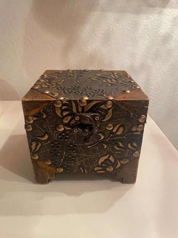 Vintage Wooden Trinket Box Floral Decorative Small