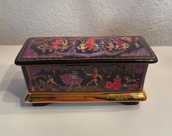 Vintage 1991 Ardleigh Elliott & Sons Porcelain Box Not Working