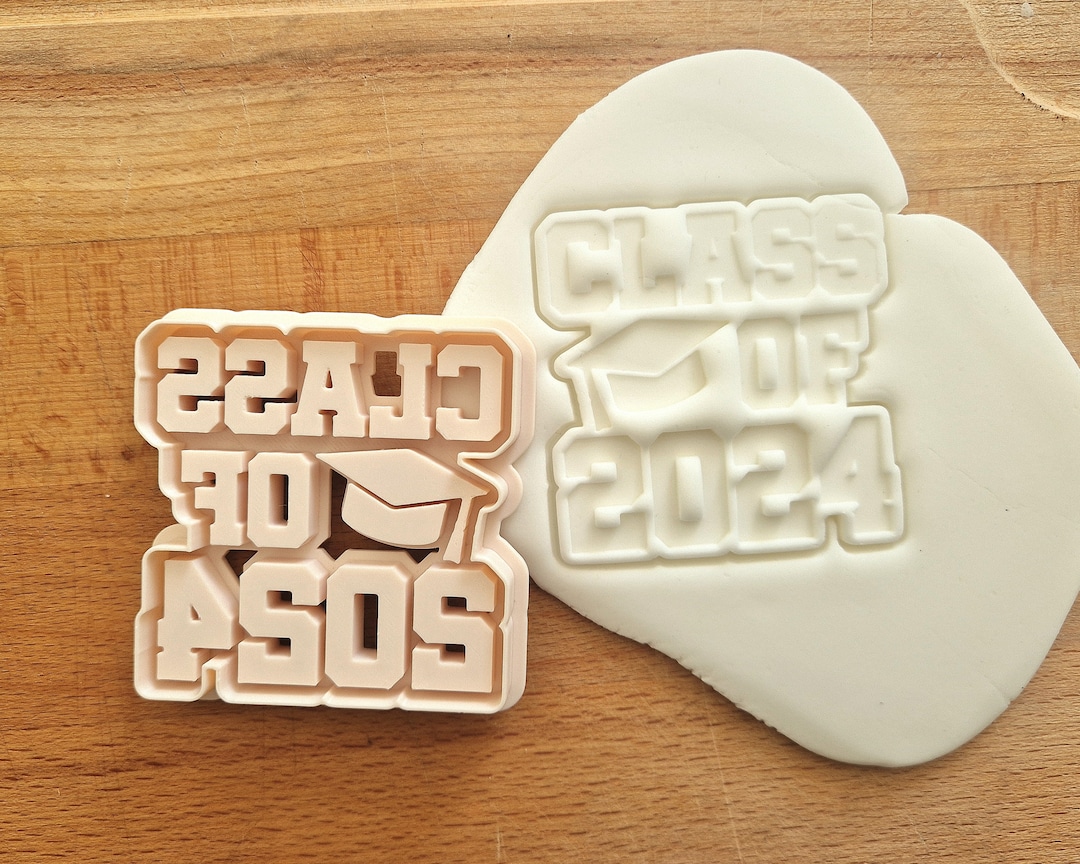 Class of 2024 Graduation Cookie Cutter - Graduate Cookies - Degree ...