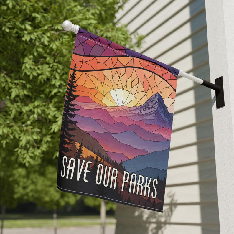 Bandera de jardín de la casa "Salven nuestros parques", bandera de protesta en parques nacionales, anti-Trump, Musk Doge, fascismo, oligarquía, activista liberal de izquierdas, amante de la naturaleza imagen 2