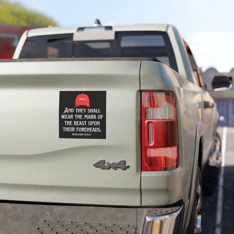 Autocollant/aimant de voiture chapeau MAGA La marque de la bête, républicain anti-atout, politique démocrate libéral de gauche, drôle, You're in a culte image 3