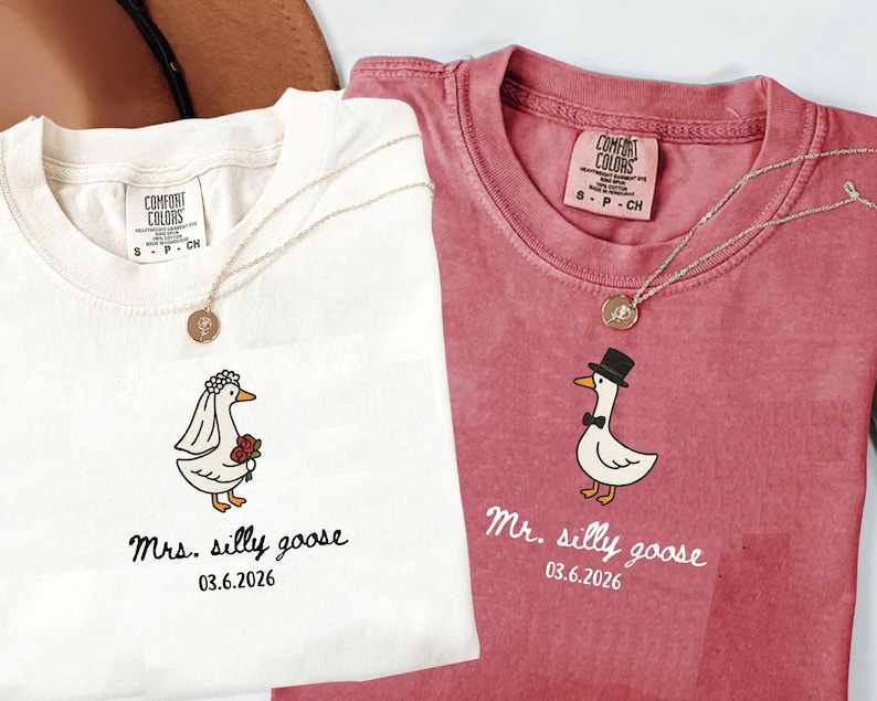 Comfort Colors® Mr And Mrs Silly Goose Shirt, Newlywed Matching Couple Tee, Bride And Groom Funny Honeymoon Shirt, Wedding Gift Anniversary 画像 11