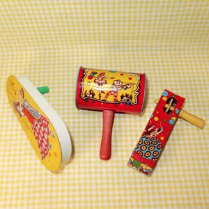 Authentic Vintage 1950s US Metal Toy MFG Co Tin Noise Makers (set of 3) | Litho | Kitsch | Retro | Funky | Illustrated | Unique