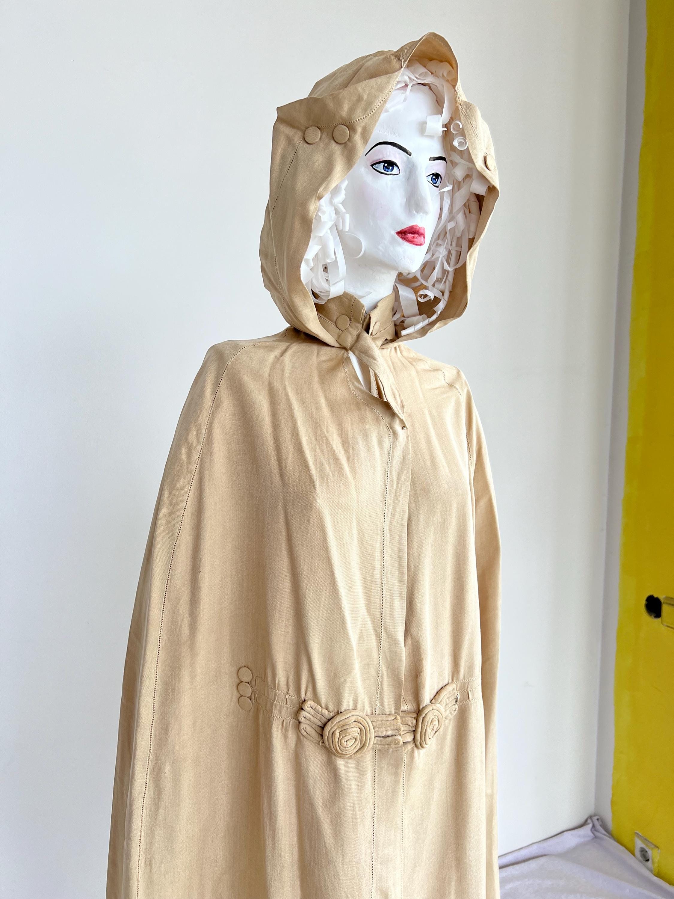 1910. France. Antique Cape. Fabric Natural Linen. Protection in  