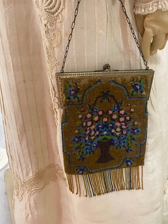 Antique Beaded Handbag, 1910-1920. Beautiful work… - image 3