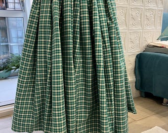 copy of a skirt from 1860. wide in volume 6 meters fabric vintage 1950 in green and white check. size - waist on elastic from 68 to 80 cm hi