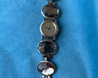Vintage Lorus Ladies Watch Silver Tone Band Round Face Elegant Dress Wristwatch Ladies formal LORUS watch Silver & Gold tone band, Silver  main image 3