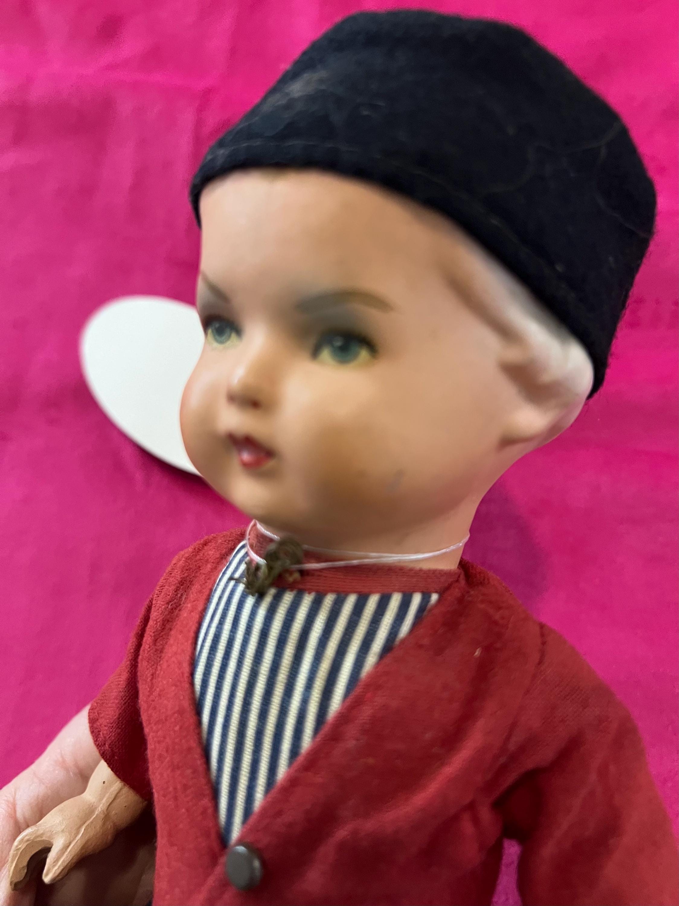 1950年代のヴィンテージ。オランダ。ゴルダッハ人形。スーツと木靴を 