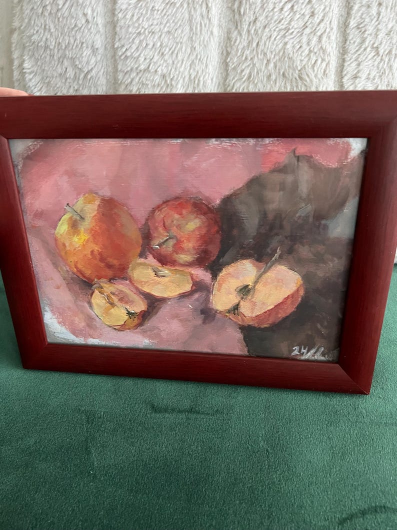 Ljus bild Österrike. Akvarell "Röda äpplen" i mahognyram. Storlek med ram 25 x 20 cm. Glaset kan dras ut. Bilden är liten bild 2