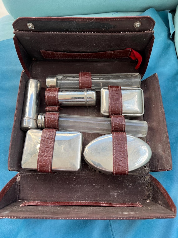 Trousse de toilette ancienne - Recyclerie Chiner Solidaire
