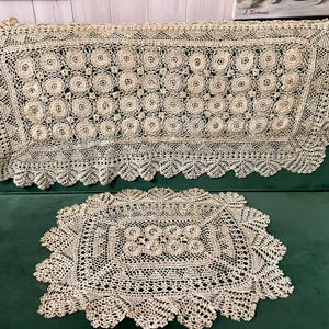Antique set of 2 napkins. 1920-1940. Paris. Handmade, crocheted. Beige cotton threads. The large rectangular one is 85 cm long by 47 cm, the