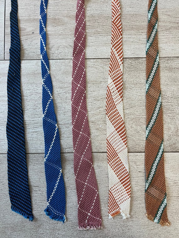 5 antique men's ties. 5 pieces of knitwear. very i