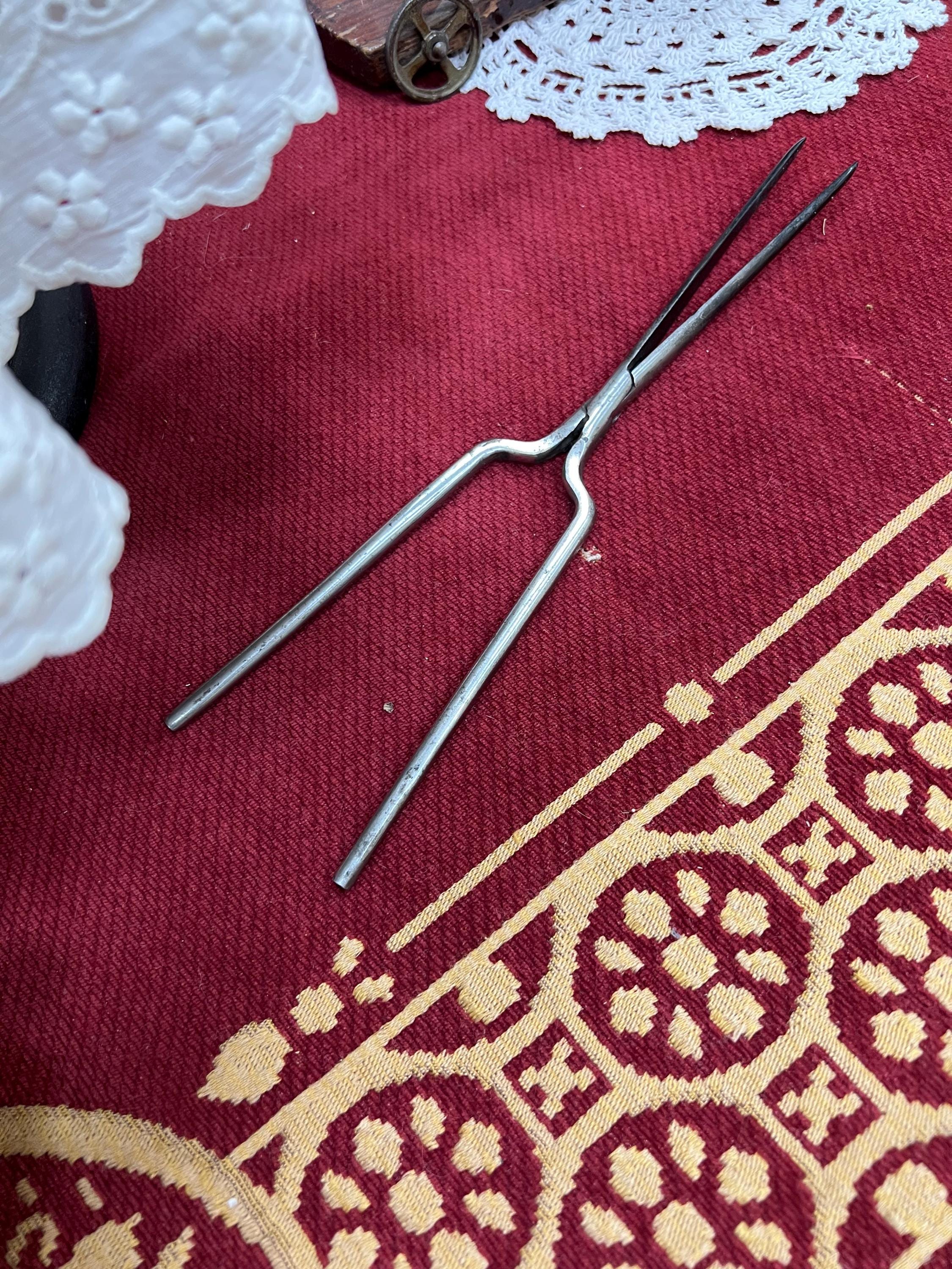 Vintage Fers à étrier nickel massif type anglais patine fond découpés