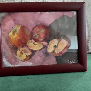 Ljus bild Österrike. Akvarell "Röda äpplen" i mahognyram. Storlek med ram 25 x 20 cm. Glaset kan dras ut. Bilden är liten bild 4