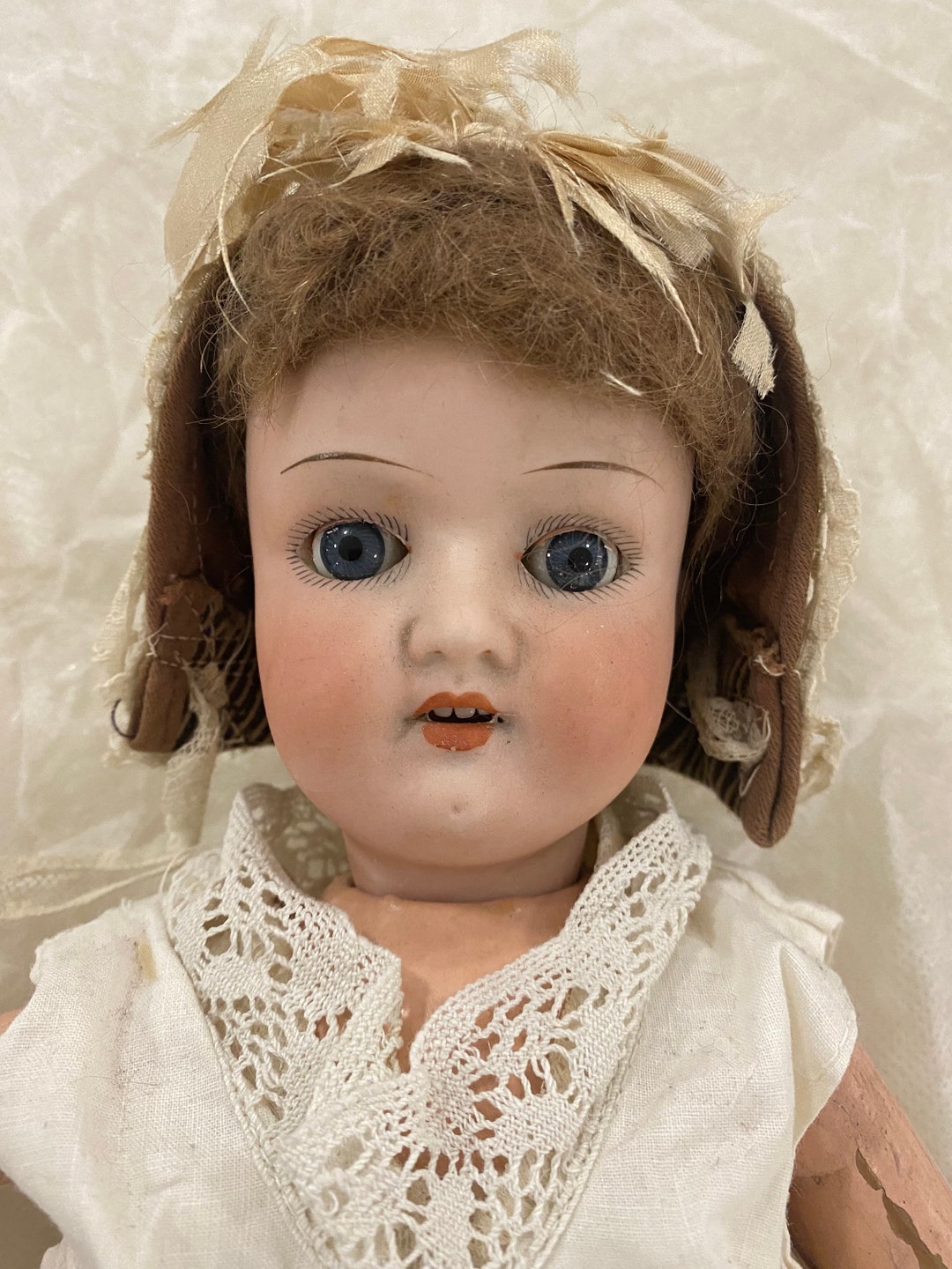 Poupée Ancienne Heubach Koppelsdorf Allemagne - Tête Et Avant-bras Porcelaine, 32 Cm