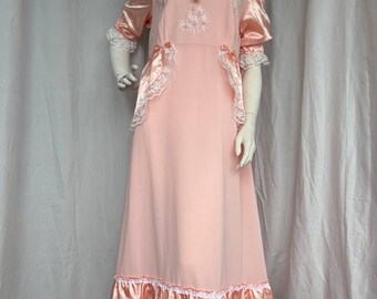 Vintage Jessica Howard Maxi Dress | Peach Pink Lace Trim Princess