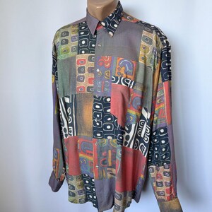 Vintage Scabetti Hemd aus den 80er und 90er Jahren, abstraktes Patchwork-Design, Viskose, Boho-Stil, mehrfarbig