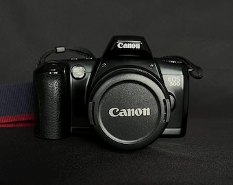 Vintage-Filmkamera Canon EOS 500 Kit mit Canon EF 35-80mm f/4-5.6 Objektiv