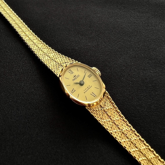 Reloj Clásico Publicidad Para Vender Relojes Reloj De Hombre