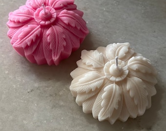 Flower Candle With Petals: Decorative Candle