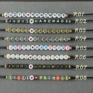 50/100 cuentas de alfabeto autoseleccionadas, cuentas con letras en inglés, cuentas acrílicas planas, redondas, cuadradas o cúbicas con nombre, cuentas DIY, regalo personalizado