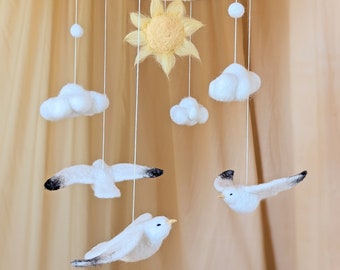 Seagulls crib mobile, Clouds baby mobile, Sun baby mobile, Seagulls nursery, Ocean nursery theme, Seagulls baby mobile, Neutral baby mobile