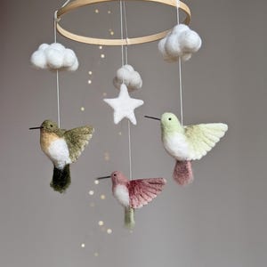 Baby shower gift,  Birds nursery theme, Nursery baby mobile, Clouds baby mobile, Baby nursery mobile, Nature baby mobile, Neutral crib
