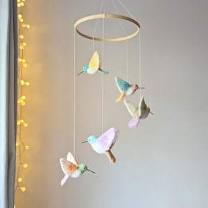 Birds crib mobile, Nursery mobile girl, Crib mobile girl, Nature nursery, Birds baby shower, Hummingbirds mobile, Bird baby mobile