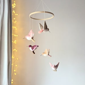 Birds baby mobile, Nursery mobile girl, Crib mobile girl, Nature nursery, Birds baby shower, Hummingbirds mobile, Bird baby mobile