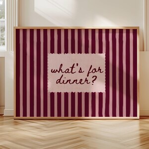 Was ist für das Abendessen Zitat Print, Horizontale Lustige Typografie Küchen Poster, Handgezeichnete Retro Gestreifte Rubin Rosa Strukturierte Ölgemälde Wandkunst