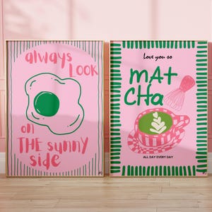 セット2 手描きのキッチンプリント、ピンクの抹茶クラブポスター、目玉焼きのポスター、ピンクグリーンのウォールアート、レトロなフードポスター、ファンキーなプリント