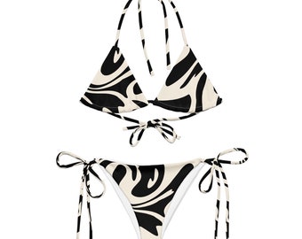 Bikini con perizoma riciclato con stampa all-over in marmo bianco e nero