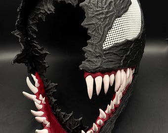 Venom Metamorphosis Mask – Begin Your Transformation