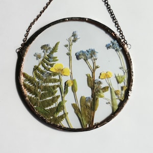 Pressed flower glass art round suncatcher with fern blue yellow wildflowers window hanging botanical wall decor gift