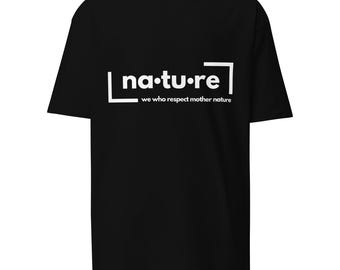 Camiseta de algodón orgánico con eslogan "Nature": Camiseta sostenible