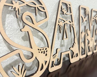 Gepersonaliseerde kinderen dinosaurusthema letters, dinosaurus thema decor, dinosaurus naambord, muur dinosaurus thema naambord voor kinderkamer, jungle thema
