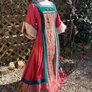 Vintage embroidered 1960s dress