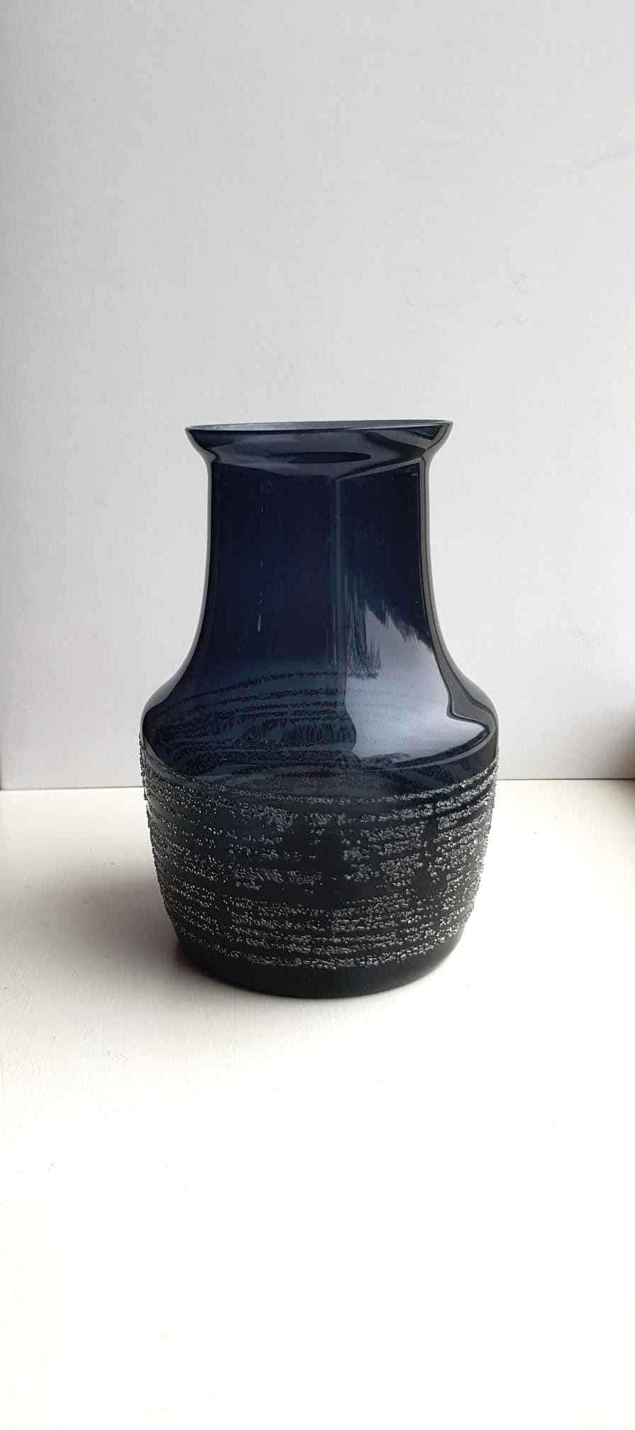 Smoky Blue/Grey Particle Series Vase - Rune Strand for Sea Glasbruk - 1960s, Sweden