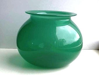 Green Glass Vase - &#39;April&#39; Series by Willy Johannson for Hadelund, Norway - 1970s