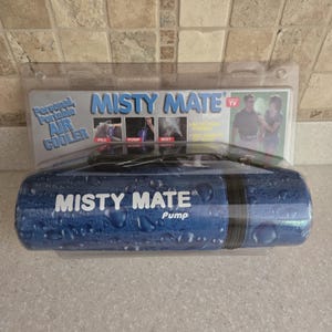 1999 As Seen On TV Misty Mate Pump Cool Blast Personal Portable Air Cooler-NIP zdjęcie 1