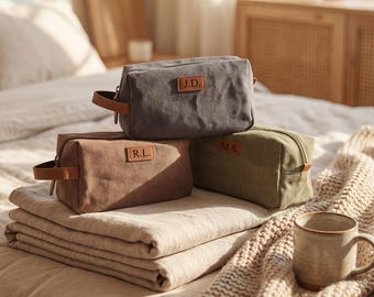 名入れ可能なキャンバス製ドップキットバッグ、レザートリム付きトイレタリーバッグ、新郎付添人へのギフト、旅行用品