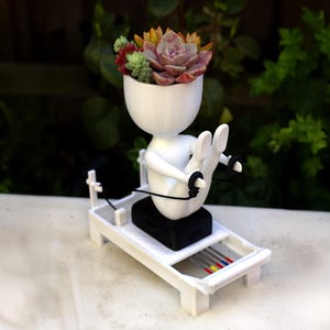 Pilates Reformer Modern Succulent Planter, Yoga Lover Gift, Unique Pilates Decor, Mini Plant Pot for Desk, Fun Pilates Instructor Gift