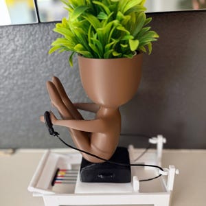 brown chocolate color